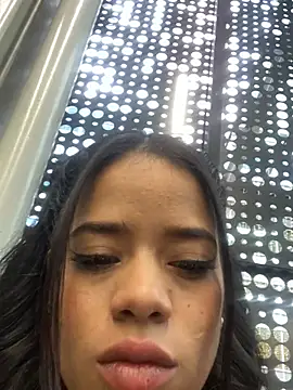 alexahoot10 online show from January 2025 09:34:01 PM