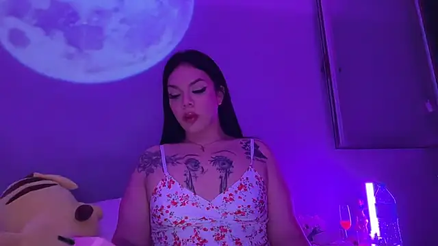 Its MadameGaby online show from May 2026 02:08:02 AM