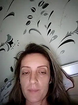 SophyGirl online show from December 2025 01:37:01 PM