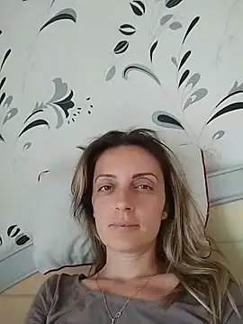 SophyGirl online show from May 2026 12:22:02 PM