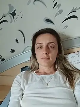 SophyGirl online show from May 2026 11:43:01 AM