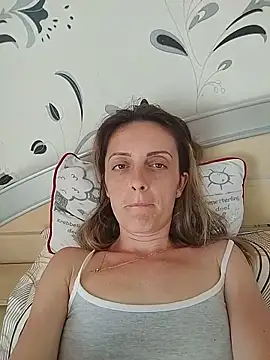 SophyGirl online show from May 2026 01:06:01 PM
