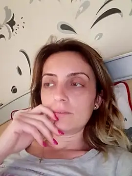 SophyGirl online show from February 2025 12:44:02 PM