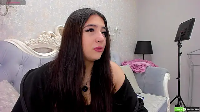 JennyFerguson online show from November 2025 06:11:02 PM