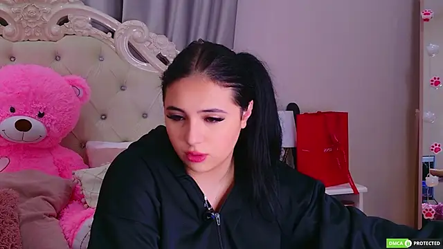 Snapshot of JennyFerguson chatting on April 2026 06:25:02 PM JennyFerguson online show from April 2026 06:25:02 PM