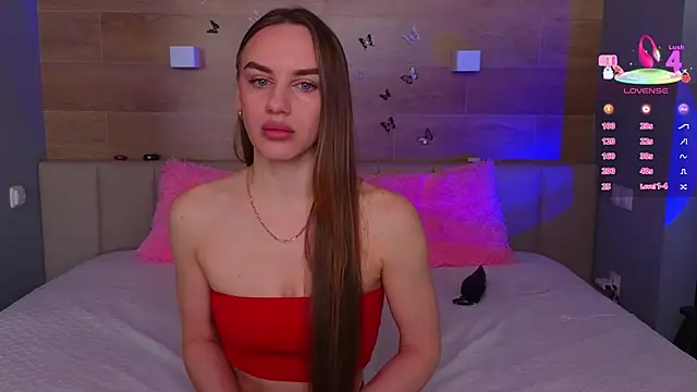 SaraCros online show from March 2026 05:46:01 AM