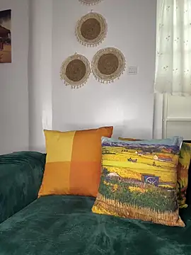 Foxxxyfemale online show from September 2025 05:30:02 AM