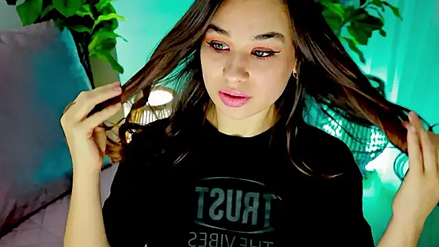 divetagrace online show from March 2026 08:05:01 PM