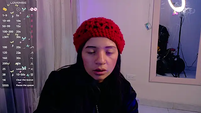 Snapshot of angelie_3 chatting on October 2025 09:40:01 PM angelie 3 online show from October 2025 09:40:01 PM