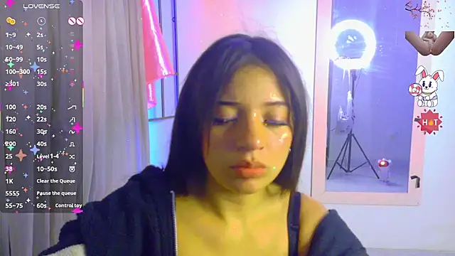 Snapshot of angelie_3 chatting on September 2025 02:12:01 AM angelie 3 online show from September 2025 02:12:01 AM
