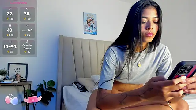 Mady-Edwards online show from January 2026 01:31:02 AM