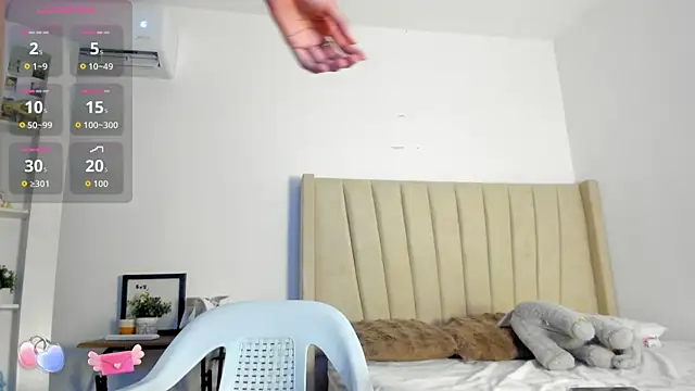 Mady-Edwards online show from November 2025 10:37:01 PM