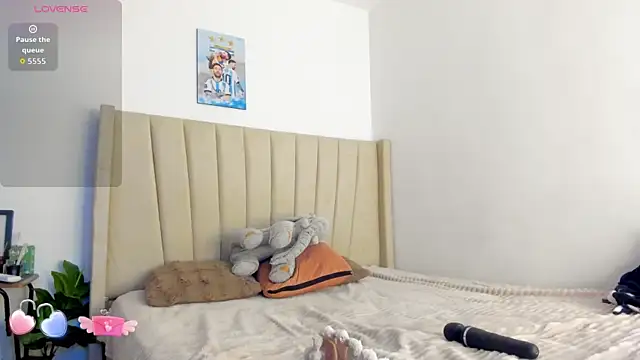 Mady-Edwards online show from March 2026 02:38:02 AM