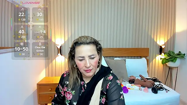Snapshot of luciana_ballesteros_ chatting on May 2026 12:24:01 PM luciana ballesteros online show from May 2026 12:24:01 PM