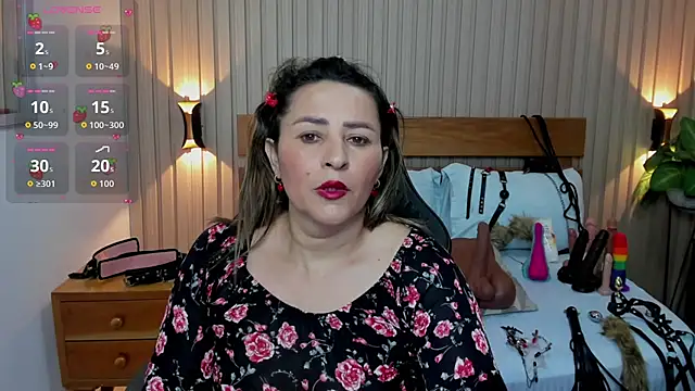 luciana ballesteros  online show from September 2025 01:51:01 PM