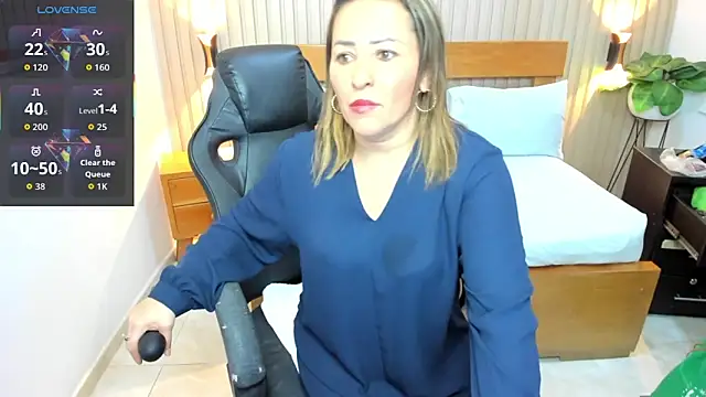 luciana ballesteros  online show from March 2026 12:13:02 PM