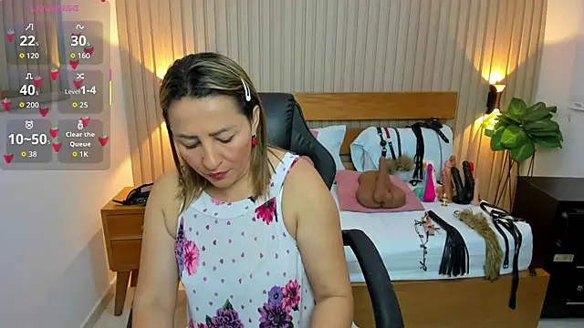 luciana ballesteros  online show from February 2026 12:37:01 PM