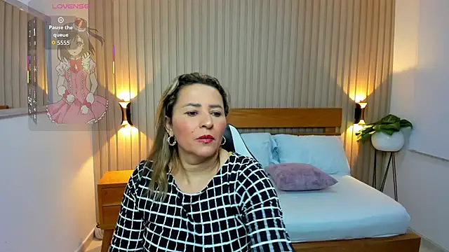 Snapshot of luciana_ballesteros_ chatting on May 2026 12:11:01 PM luciana ballesteros online show from May 2026 12:11:01 PM