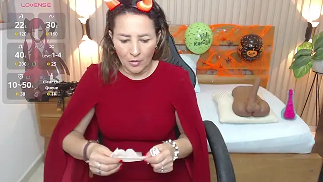 Snapshot of luciana_ballesteros_ chatting on October 2025 12:35:03 PM luciana ballesteros online show from October 2025 12:35:03 PM