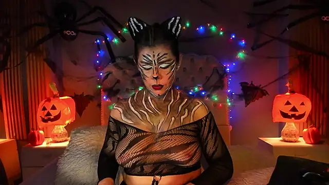 Snapshot of RamonaSimons chatting on October 2025 08:06:02 PM RamonaSimons online show from October 2025 08:06:02 PM