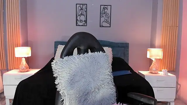 RamonaSimons online show from December 2025 08:33:01 PM