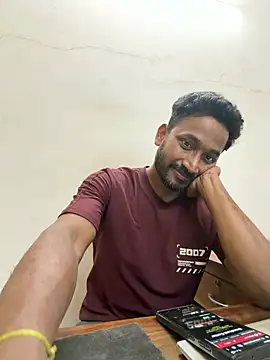 rabikumar1900 online show from April 2026 05:40:01 PM