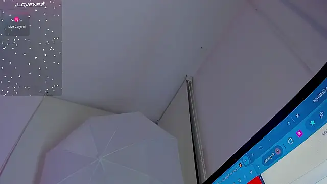 FaloonRoussel online show from March 2026 06:07:01 AM