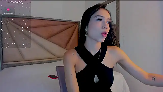 FaloonRoussel online show from March 2026 04:41:02 PM