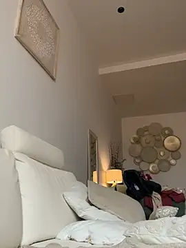 lyajoliee online show from March 2026 08:09:02 AM