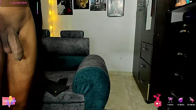 Snapshot of ethan_chloeee chatting on March 2026 04:07:02 AM ethan chloeee online show from March 2026 04:07:02 AM