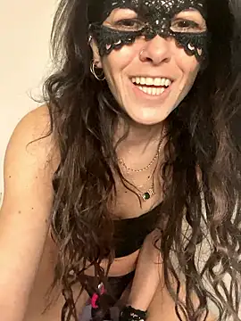 EmySkinny85 online show from February 2026 04:04:02 PM