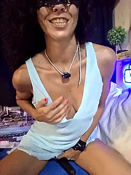 Snapshot of EmySkinny85 chatting on July 2026 08:20:01 PM EmySkinny85 online show from July 2026 08:20:01 PM