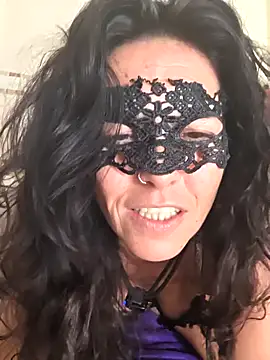 EmySkinny85 online show from May 2026 02:04:02 PM