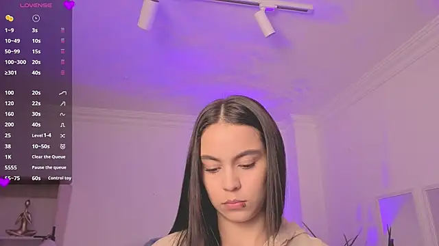 Aleejaa   online show from April 2026 11:25:01 AM