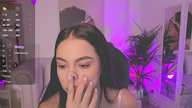 Aleejaa   online show from November 2025 12:09:01 PM