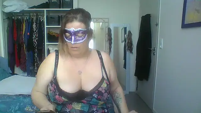 Snapshot of blueblush chatting on February 2025 02:46:01 PM blueblush online show from February 2025 02:46:01 PM