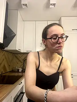 MartiniiSelenna online show from October 2025 05:39:01 AM