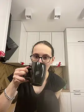 MartiniiSelenna online show from January 2026 06:42:01 AM