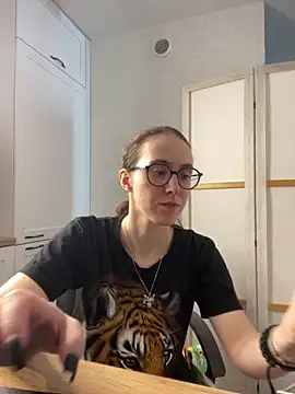 MartiniiSelenna online show from June 2026 05:45:01 AM