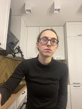 MartiniiSelenna online show from November 2025 06:30:02 AM