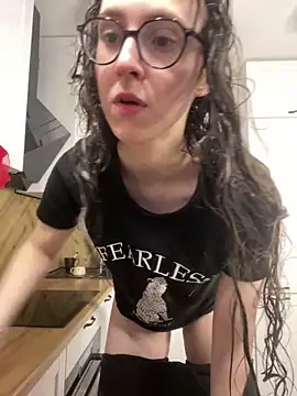 MartiniiSelenna online show from April 2026 05:25:02 AM