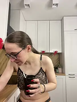 MartiniiSelenna online show from April 2026 05:53:01 AM