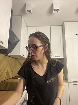 MartiniiSelenna online show from November 2025 06:56:02 AM