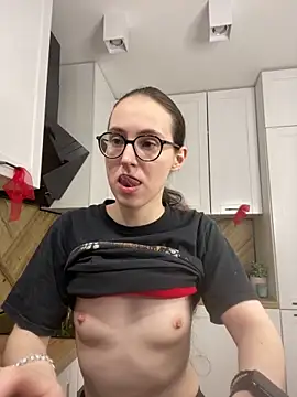 MartiniiSelenna online show from March 2026 07:01:02 AM