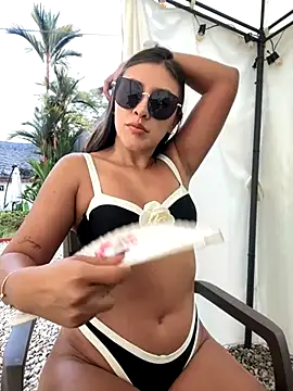 Rose-euphoria online show from September 2025 01:22:02 PM