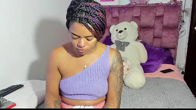 ladyrd1 online show from October 2025 07:54:02 AM