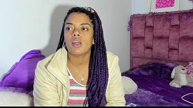 ladyrd1 online show from October 2025 06:58:01 AM