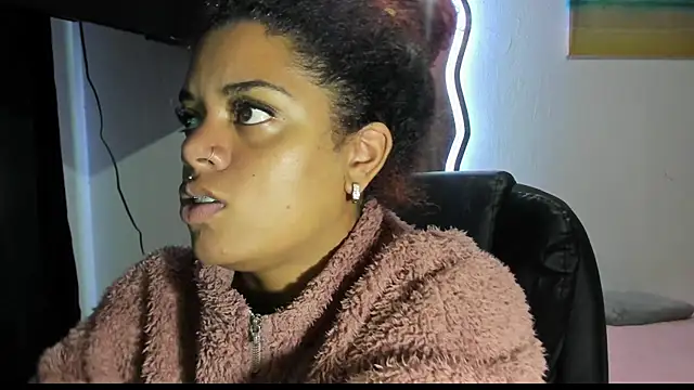 ladyrd1 online show from September 2025 03:56:01 AM