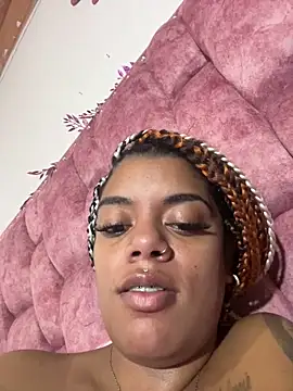 ladyrd1 online show from February 2026 06:40:02 AM