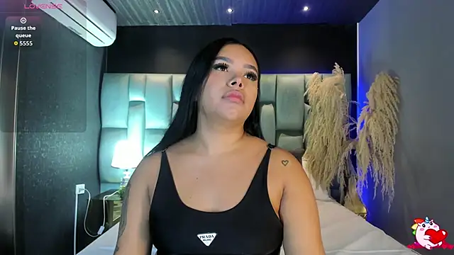 MarianaGarciaa   online show from June 2026 07:20:01 PM